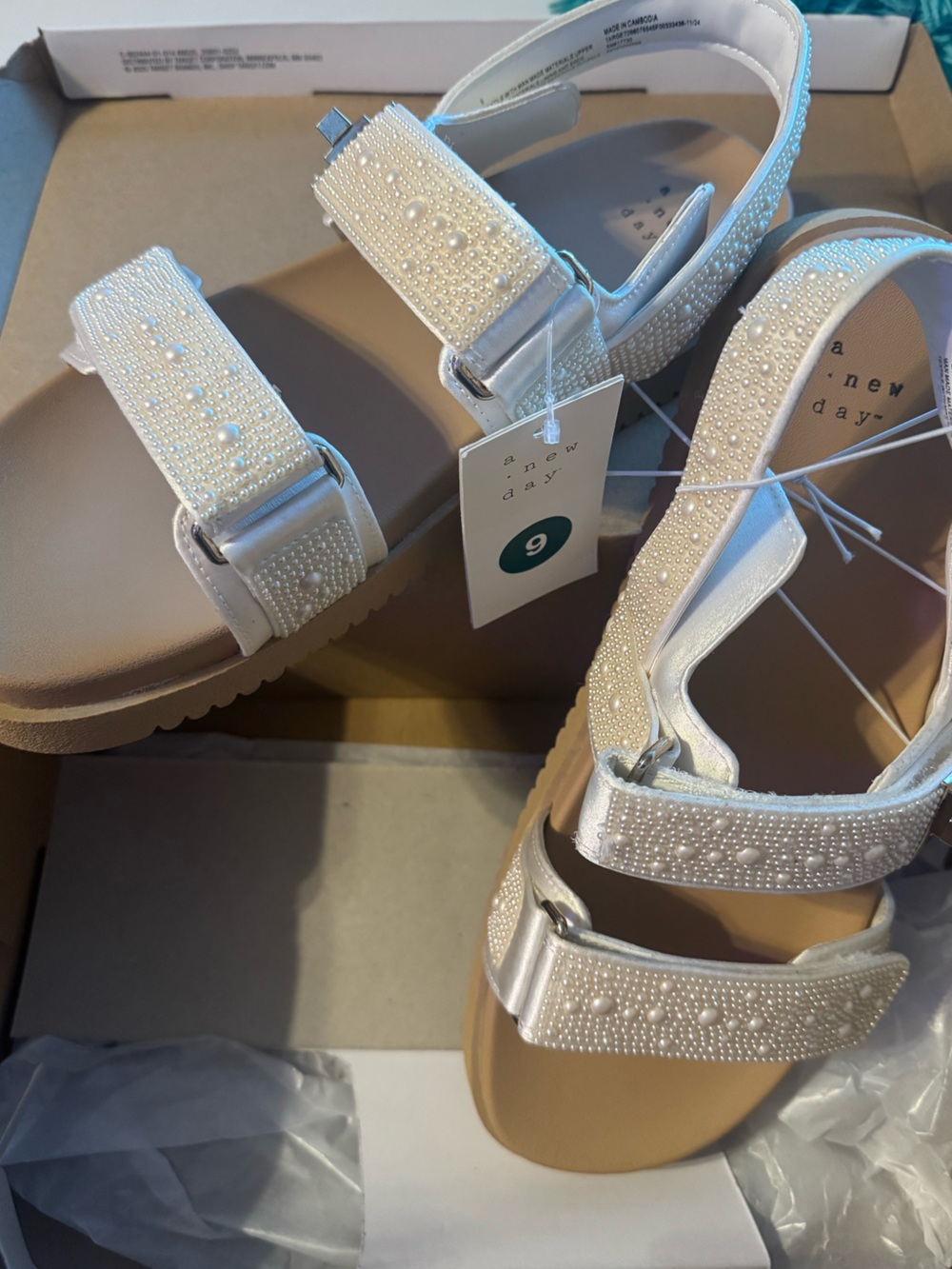 Pearl-Embellished Platform Sandals Ivory Wedding Vacation Special Occasion NEW - Picture 2 of 8